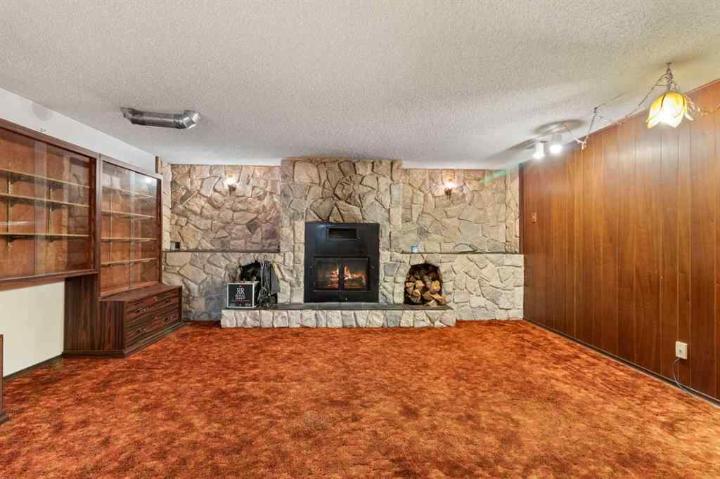 MLS® A2266976 - 4044 50 Avenue  in South Innisfail Innisfail, Residential