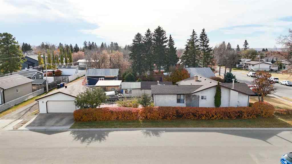 MLS® A2266976 - 4044 50 Avenue  in South Innisfail Innisfail, Residential