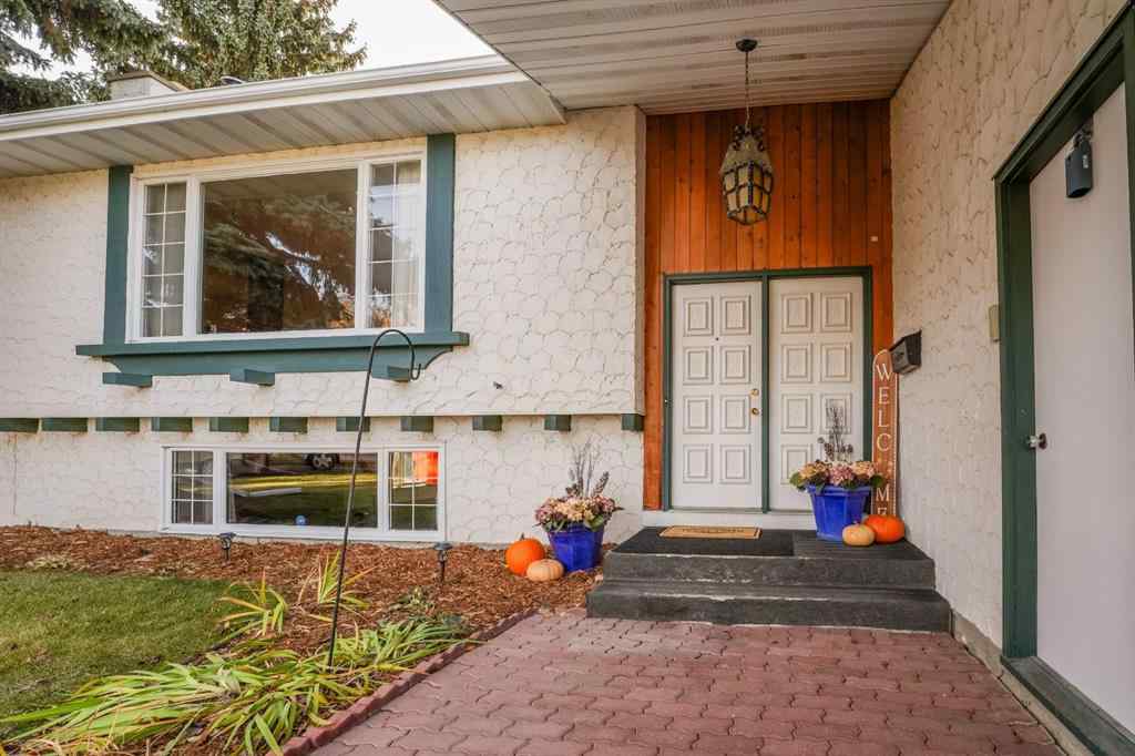 MLS® A2266978 - 20 Allsop Close  in Anders Park Red Deer, Residential