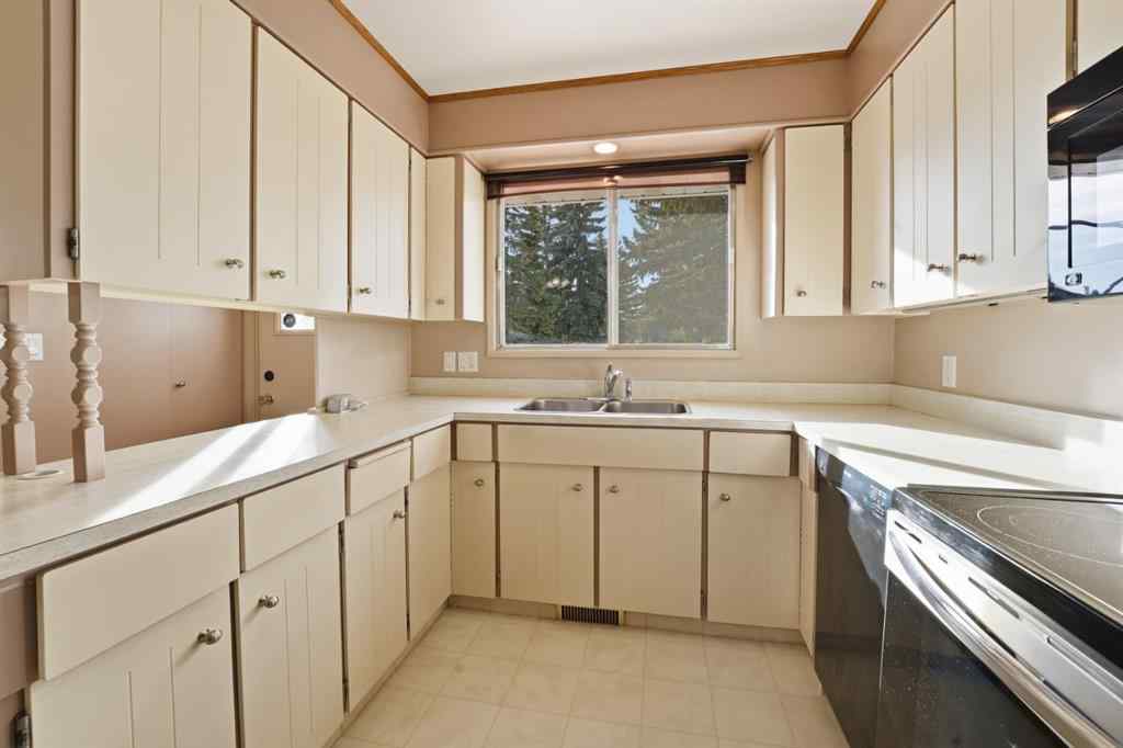 MLS® A2266978 - 20 Allsop Close  in Anders Park Red Deer, Residential