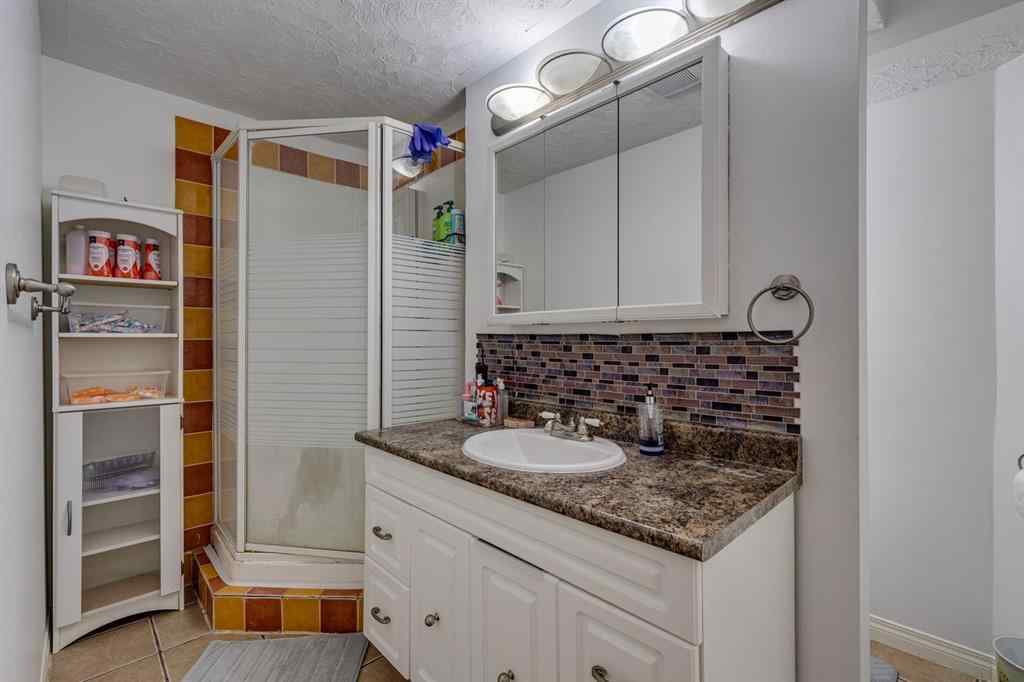 MLS® A2266980 - 47 Westmount Road  in Westridge Okotoks, Residential