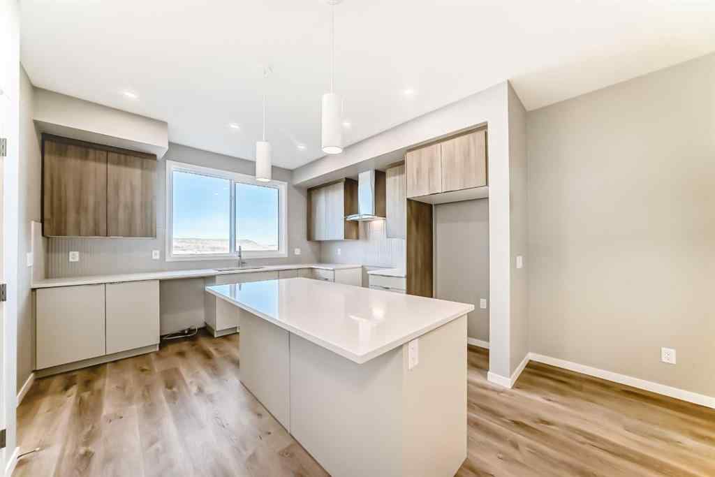 MLS® A2266983 - 1054 Sawgrass Link NW in Sawgrass Park Airdrie, Residential