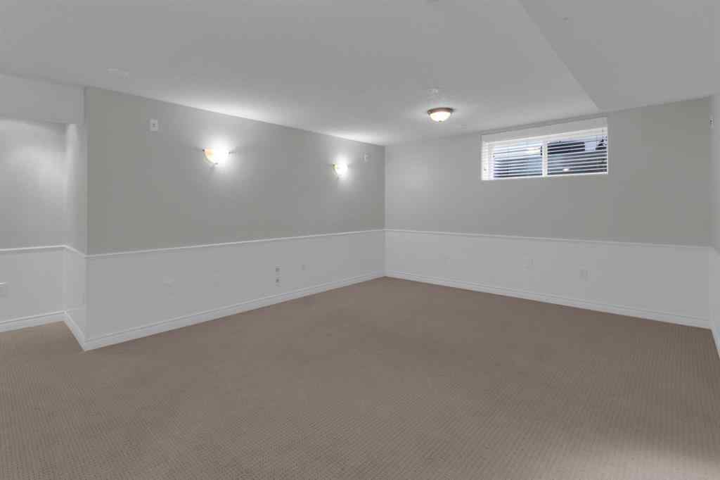 MLS® A2266992 - 26 Springbank Rise SW in Springbank Hill Calgary, Residential