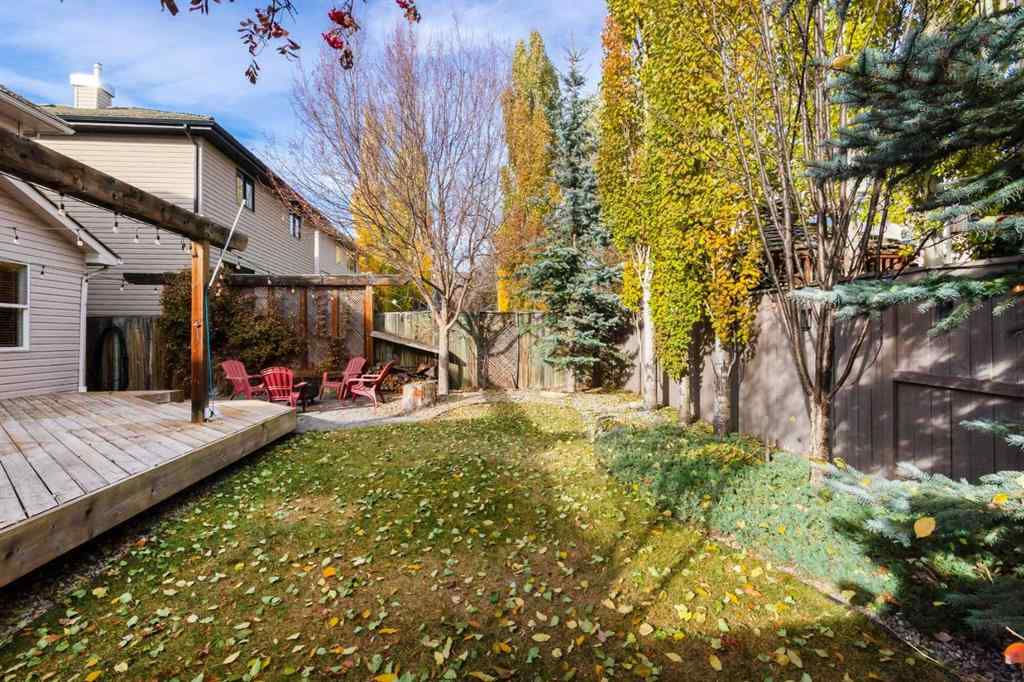 MLS® A2266992 - 26 Springbank Rise SW in Springbank Hill Calgary, Residential