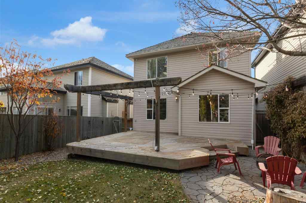 MLS® A2266992 - 26 Springbank Rise SW in Springbank Hill Calgary, Residential