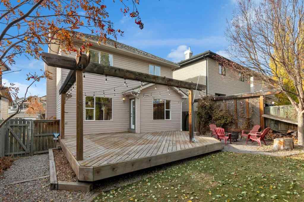 MLS® A2266992 - 26 Springbank Rise SW in Springbank Hill Calgary, Residential