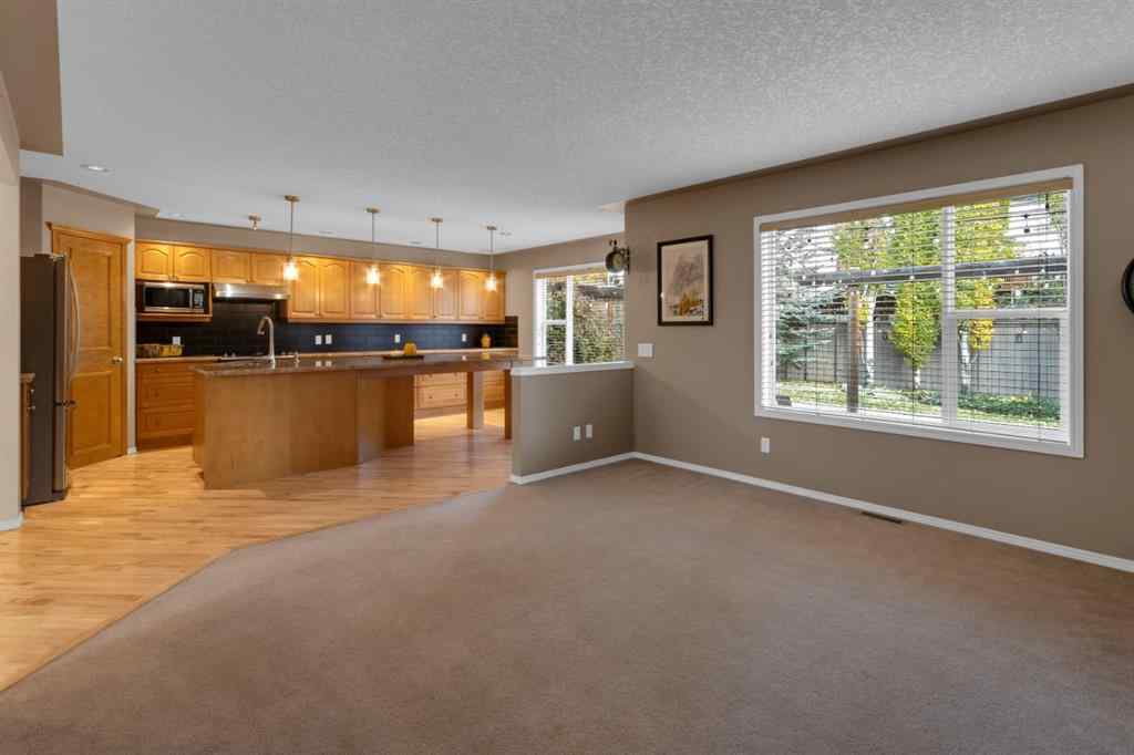 MLS® A2266992 - 26 Springbank Rise SW in Springbank Hill Calgary, Residential
