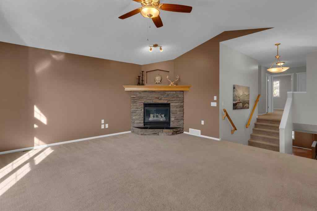 MLS® A2266992 - 26 Springbank Rise SW in Springbank Hill Calgary, Residential