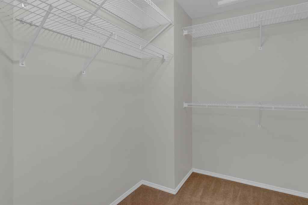 MLS® A2266992 - 26 Springbank Rise SW in Springbank Hill Calgary, Residential