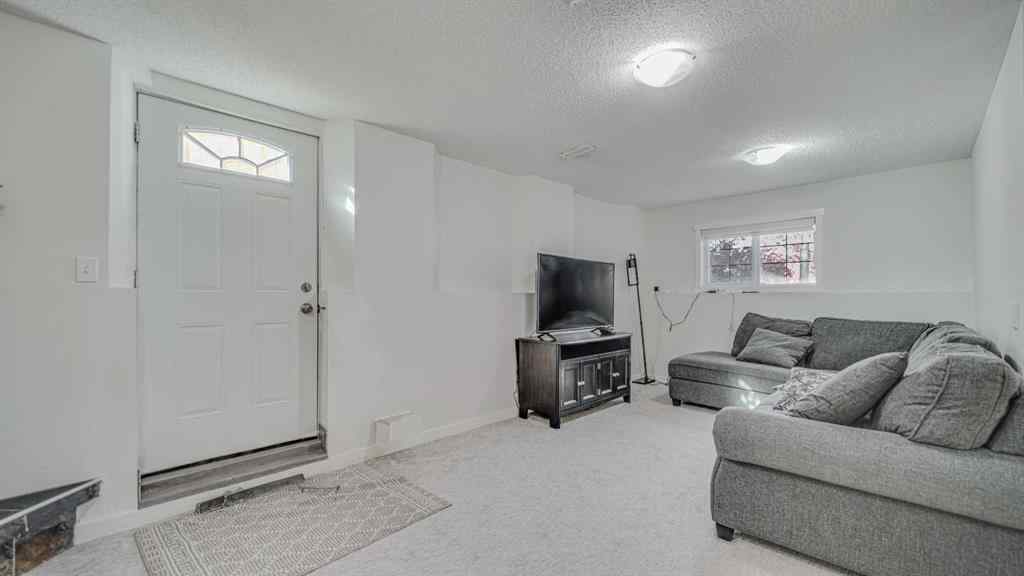 MLS&reg; # A2266996 - 142 Coverton Heights NE in Coventry Hills Calgary, Residential Open Houses