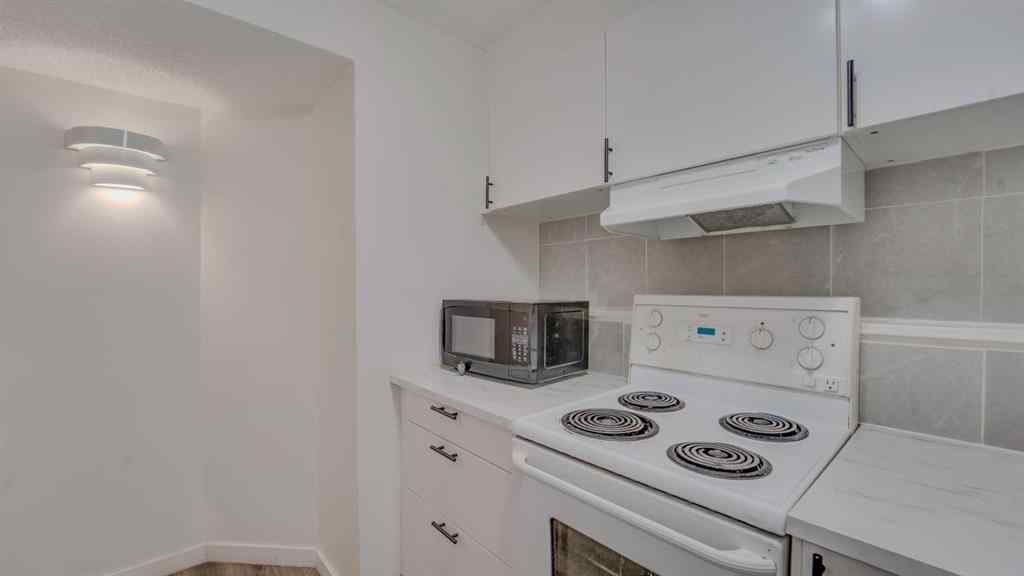 MLS&reg; # A2266996 - 142 Coverton Heights NE in Coventry Hills Calgary, Residential Open Houses