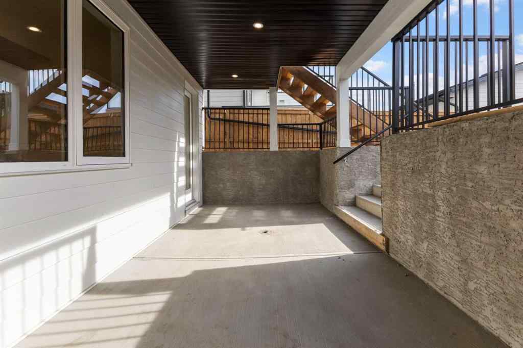 MLS® A2266997 - 5007 21 Avenue NW in Montgomery Calgary, Residential