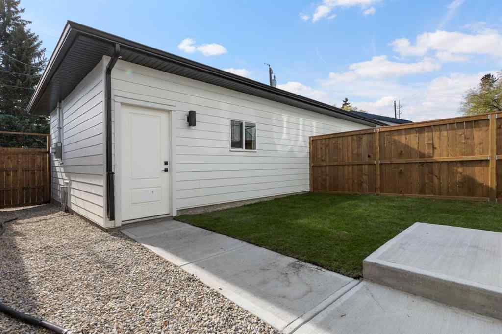 MLS® A2266997 - 5007 21 Avenue NW in Montgomery Calgary, Residential