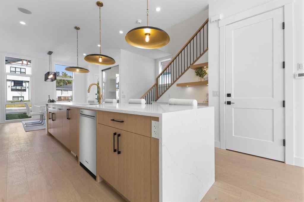 MLS® A2266997 - 5007 21 Avenue NW in Montgomery Calgary, Residential