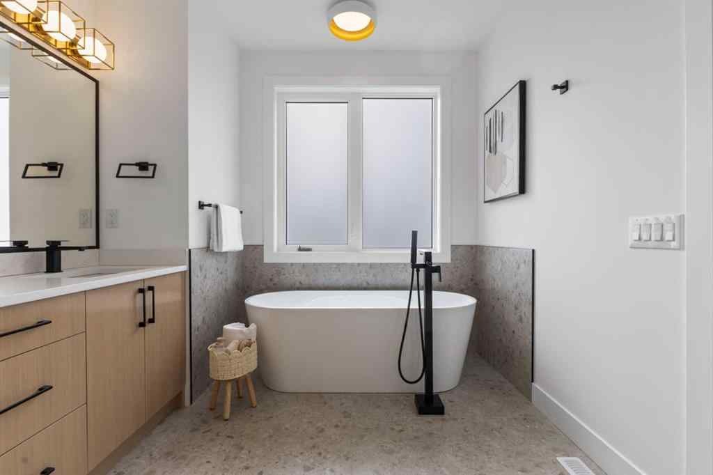 MLS® A2266997 - 5007 21 Avenue NW in Montgomery Calgary, Residential