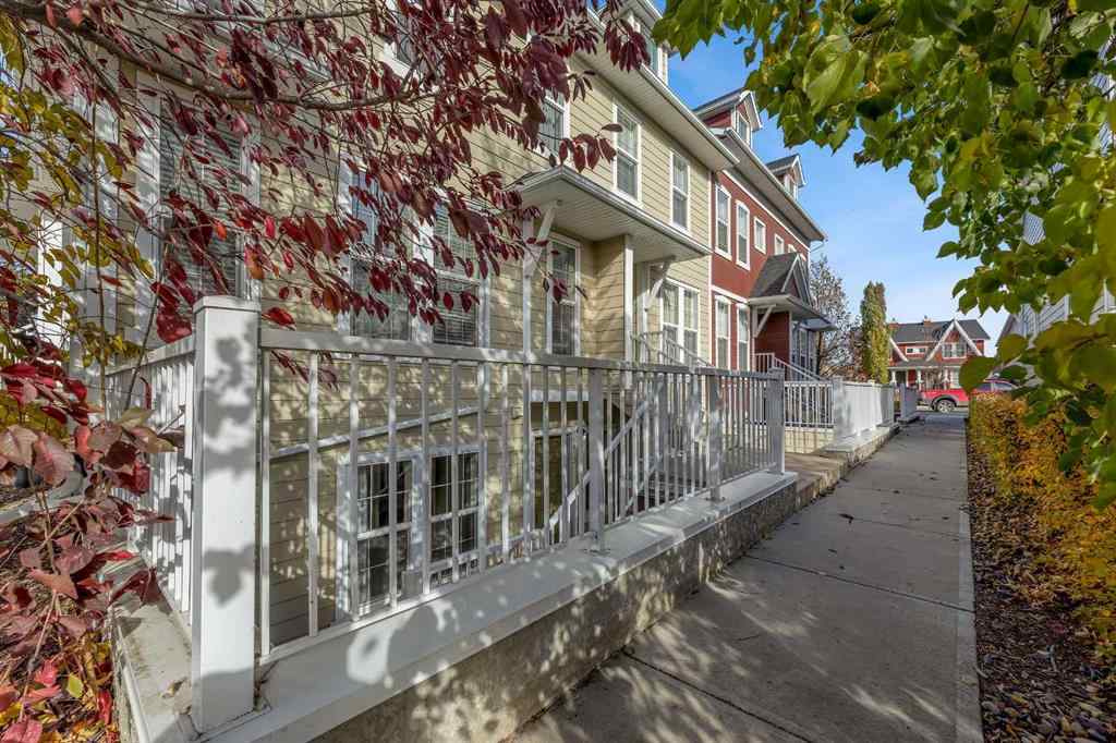 MLS® A2267000 - 1013 Auburn Bay Circle SE in Auburn Bay Calgary, Residential
