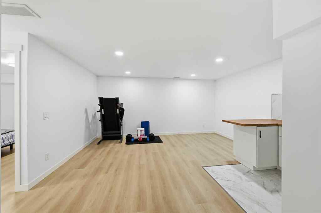 MLS® A2267001 - 217 coopers Grove SW in Coopers Crossing Airdrie, Residential