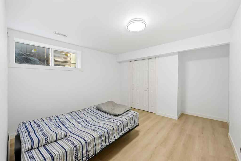 MLS® A2267001 - 217 coopers Grove SW in Coopers Crossing Airdrie, Residential