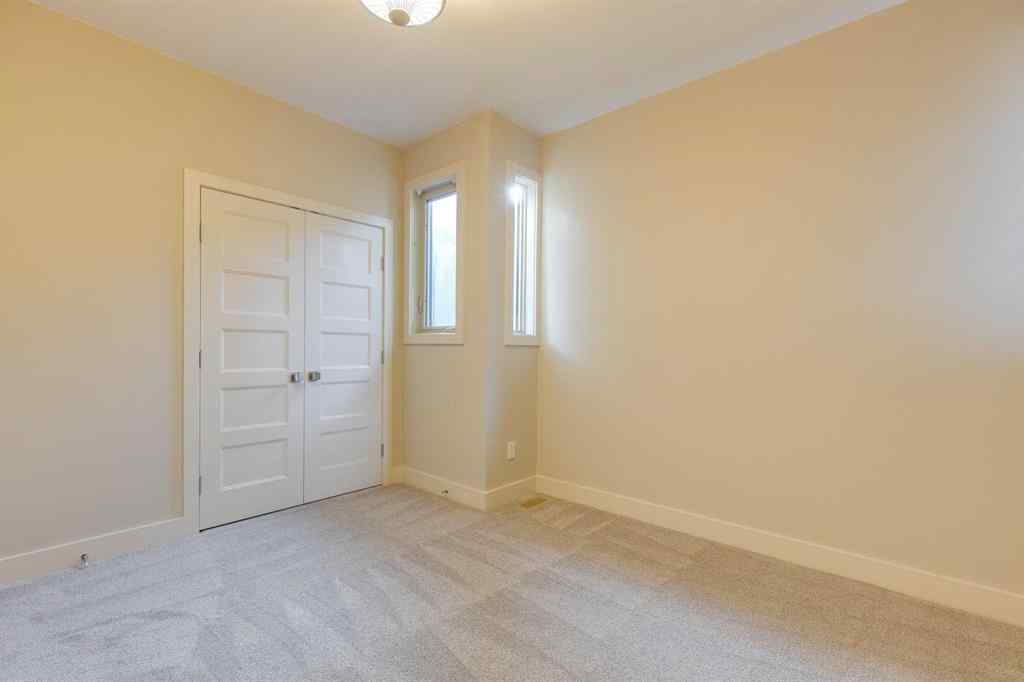 MLS® A2267002 - 2413 36 Street SW in Killarney/Glengarry Calgary, Residential