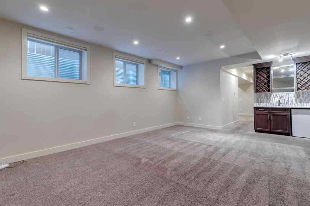 MLS® A2267002 - 2413 36 Street SW in Killarney/Glengarry Calgary, Residential