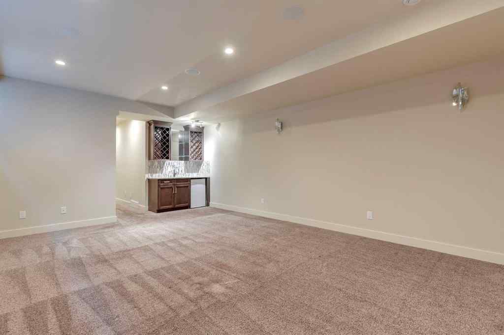 MLS® A2267002 - 2413 36 Street SW in Killarney/Glengarry Calgary, Residential