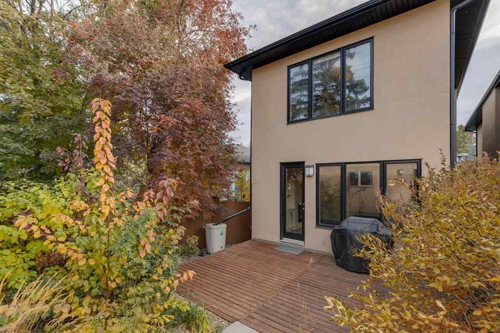 MLS® A2267002 - 2413 36 Street SW in Killarney/Glengarry Calgary, Residential