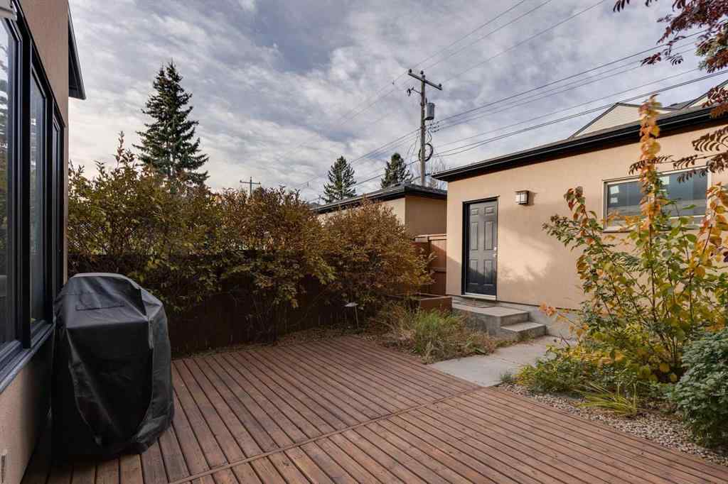 MLS® A2267002 - 2413 36 Street SW in Killarney/Glengarry Calgary, Residential