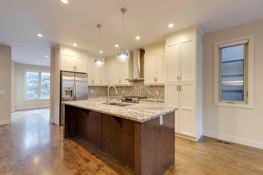 MLS® A2267002 - 2413 36 Street SW in Killarney/Glengarry Calgary, Residential