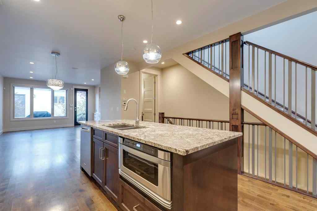 MLS® A2267002 - 2413 36 Street SW in Killarney/Glengarry Calgary, Residential