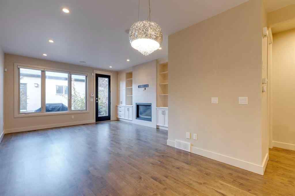 MLS® A2267002 - 2413 36 Street SW in Killarney/Glengarry Calgary, Residential