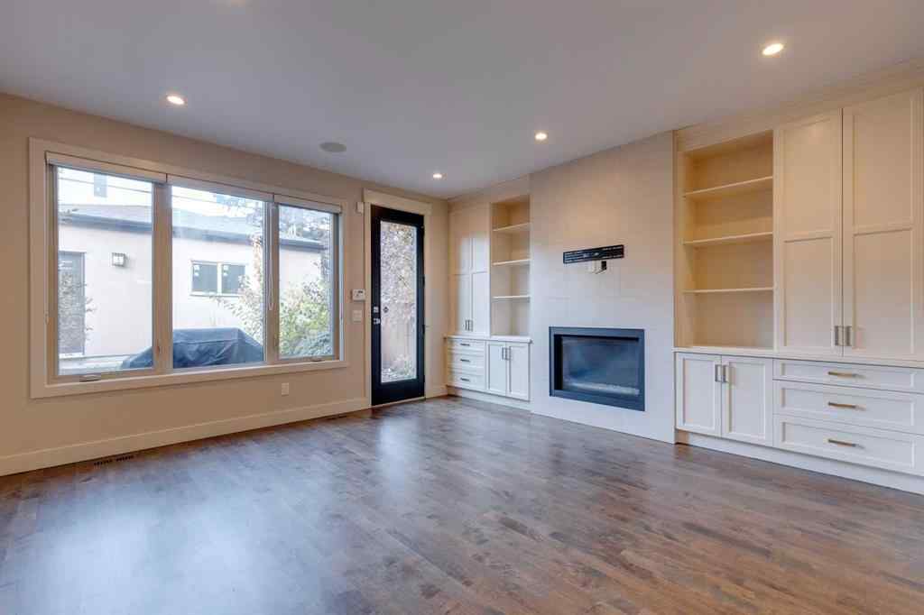 MLS® A2267002 - 2413 36 Street SW in Killarney/Glengarry Calgary, Residential