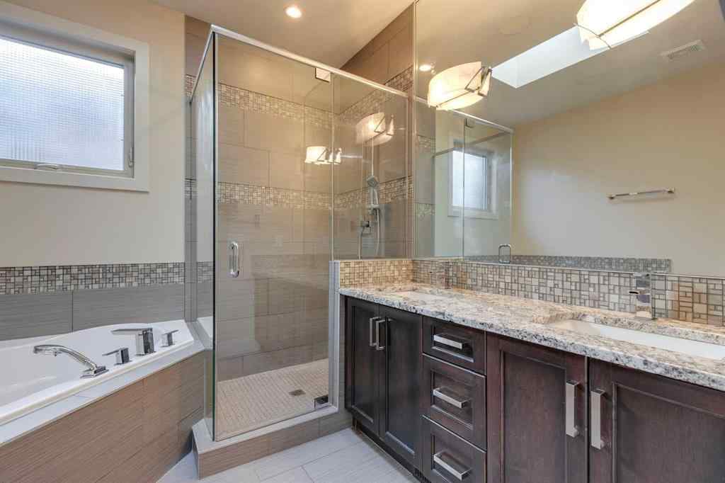 MLS® A2267002 - 2413 36 Street SW in Killarney/Glengarry Calgary, Residential