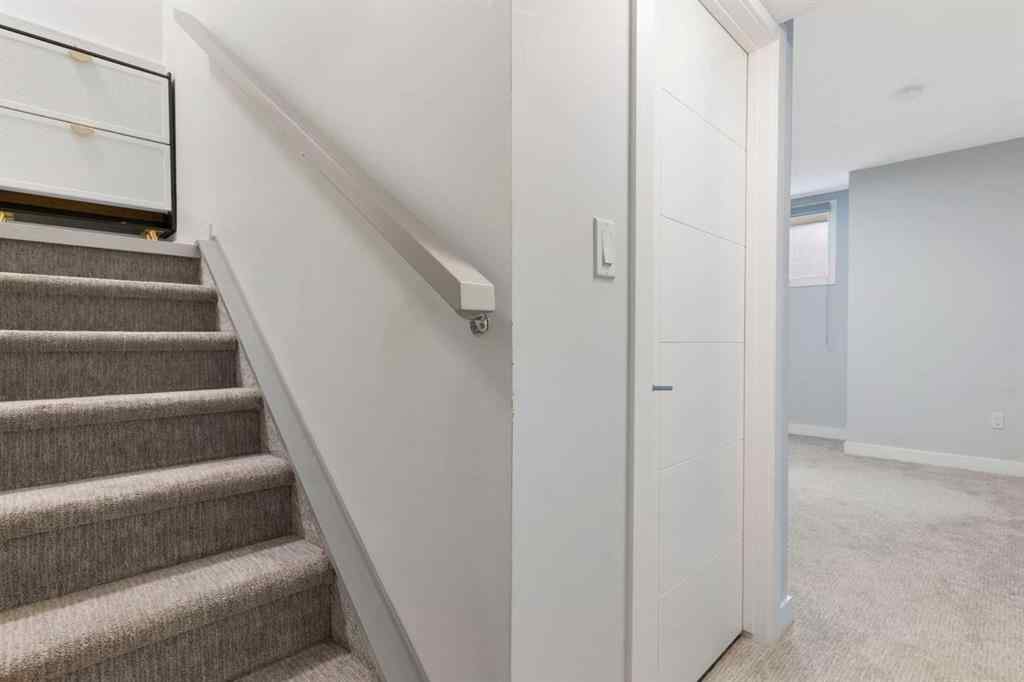 MLS® A2267003 - Unit #113 408 27 Avenue NE in Winston Heights/Mountview Calgary, Residential