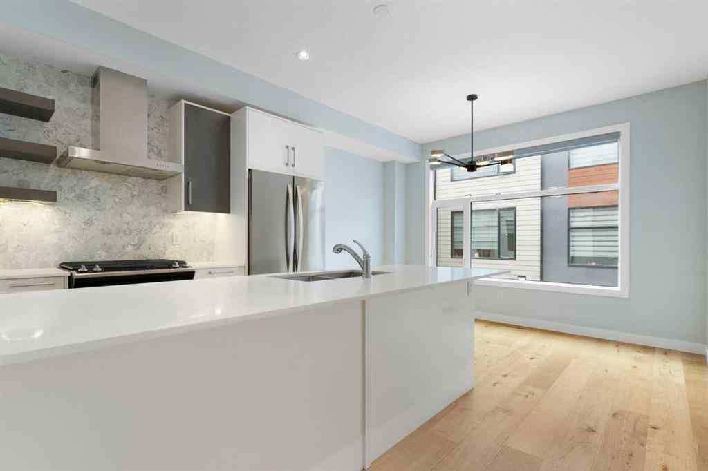 MLS® A2267003 - Unit #113 408 27 Avenue NE in Winston Heights/Mountview Calgary, Residential