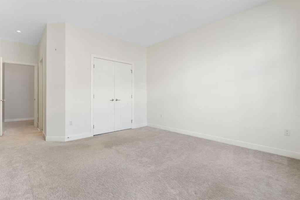 MLS® A2267003 - Unit #113 408 27 Avenue NE in Winston Heights/Mountview Calgary, Residential