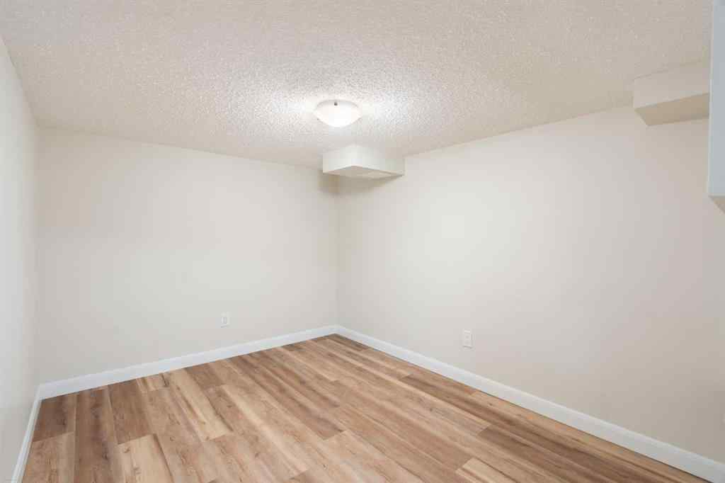 MLS® A2267004 - 340 Tuscany Ridge Heights NW in Tuscany Calgary, Residential