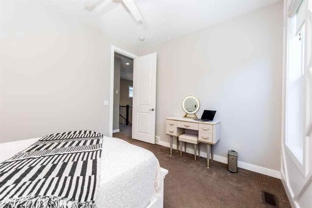 MLS® A2267005 - 44 savanna Road NE in Saddle Ridge Calgary, Residential