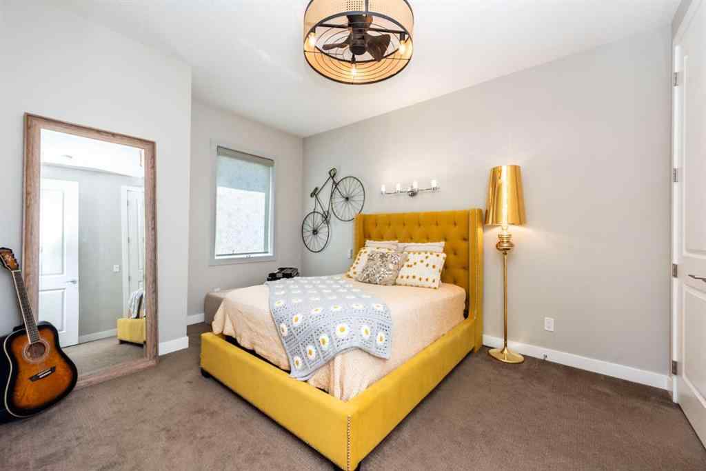 MLS® A2267005 - 44 savanna Road NE in Saddle Ridge Calgary, Residential