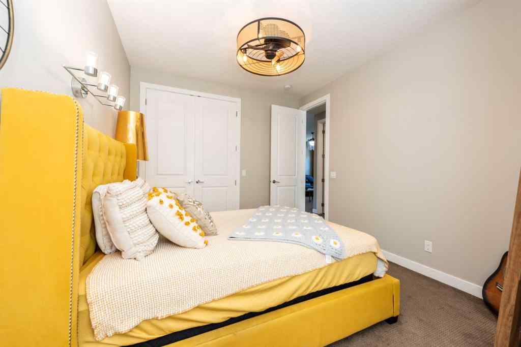 MLS® A2267005 - 44 savanna Road NE in Saddle Ridge Calgary, Residential