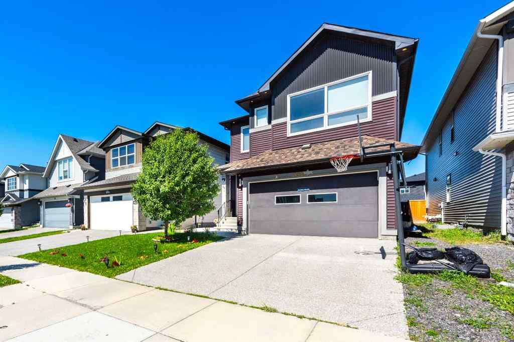 MLS® A2267005 - 44 savanna Road NE in Saddle Ridge Calgary, Residential