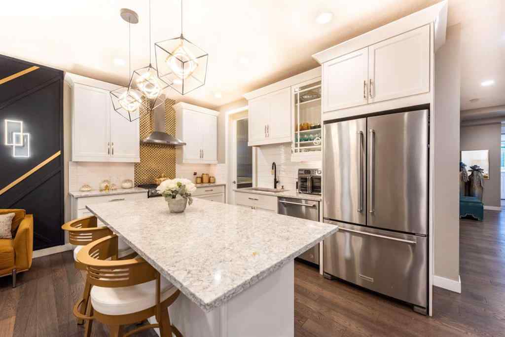 MLS® A2267005 - 44 savanna Road NE in Saddle Ridge Calgary, Residential