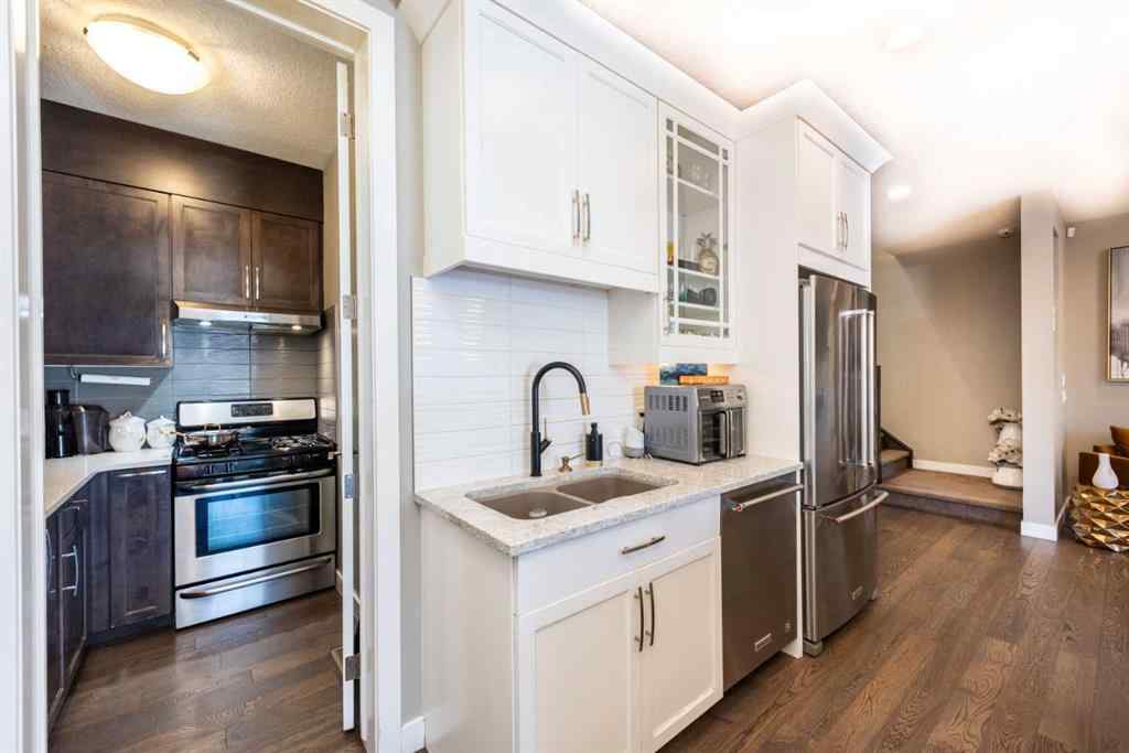 MLS® A2267005 - 44 savanna Road NE in Saddle Ridge Calgary, Residential