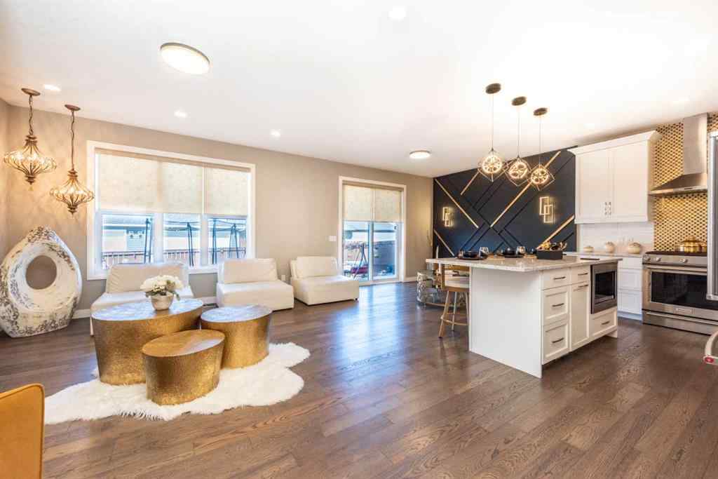 MLS® A2267005 - 44 savanna Road NE in Saddle Ridge Calgary, Residential