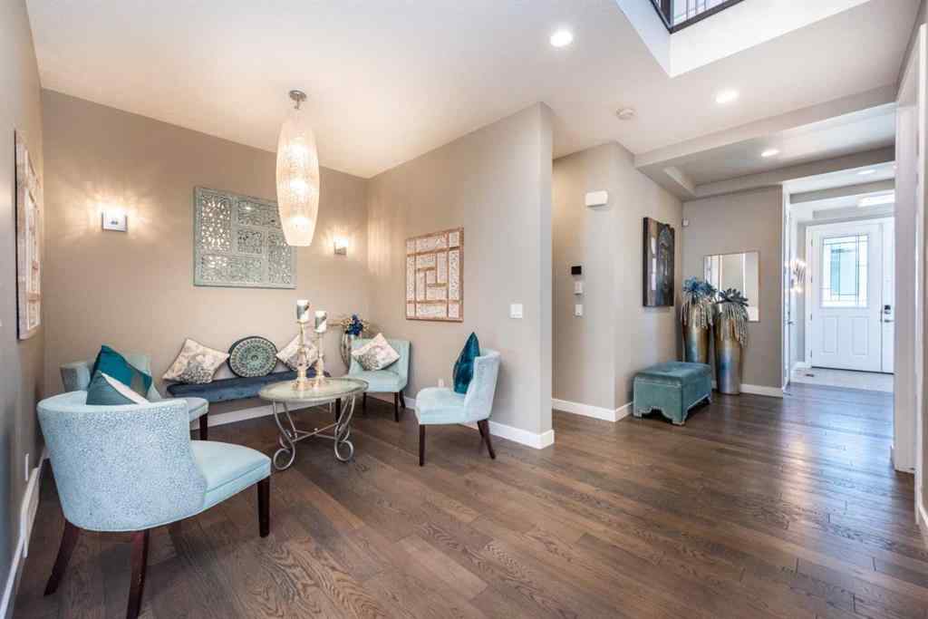 MLS® A2267005 - 44 savanna Road NE in Saddle Ridge Calgary, Residential