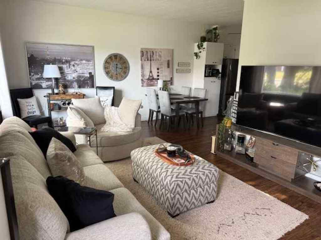 MLS® A2267011 - 204B 9 Avenue SE in Huntington Drumheller, Residential