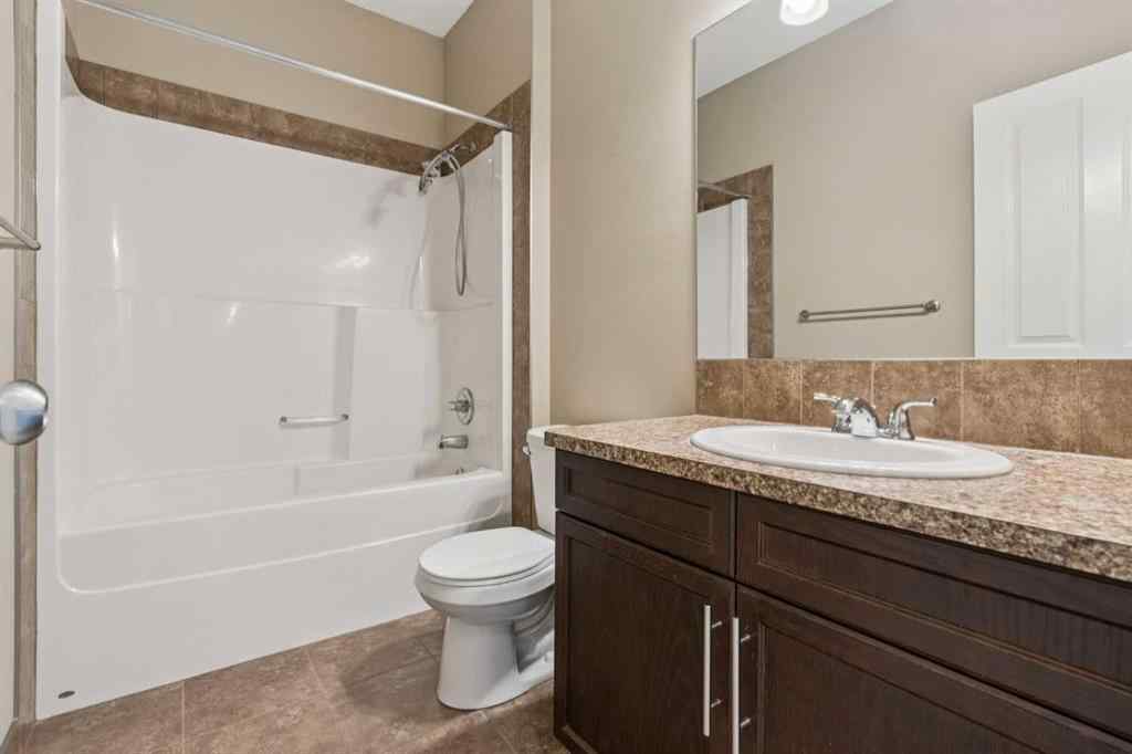 MLS® A2267012 - 34 Kingsland Close  in Kings Heights Airdrie, Residential