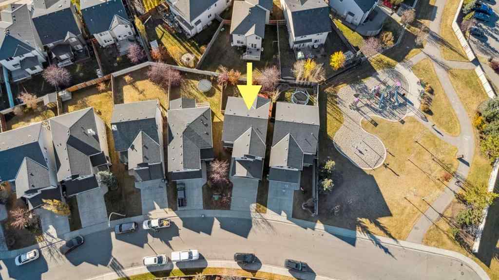 MLS® A2267012 - 34 Kingsland Close  in Kings Heights Airdrie, Residential