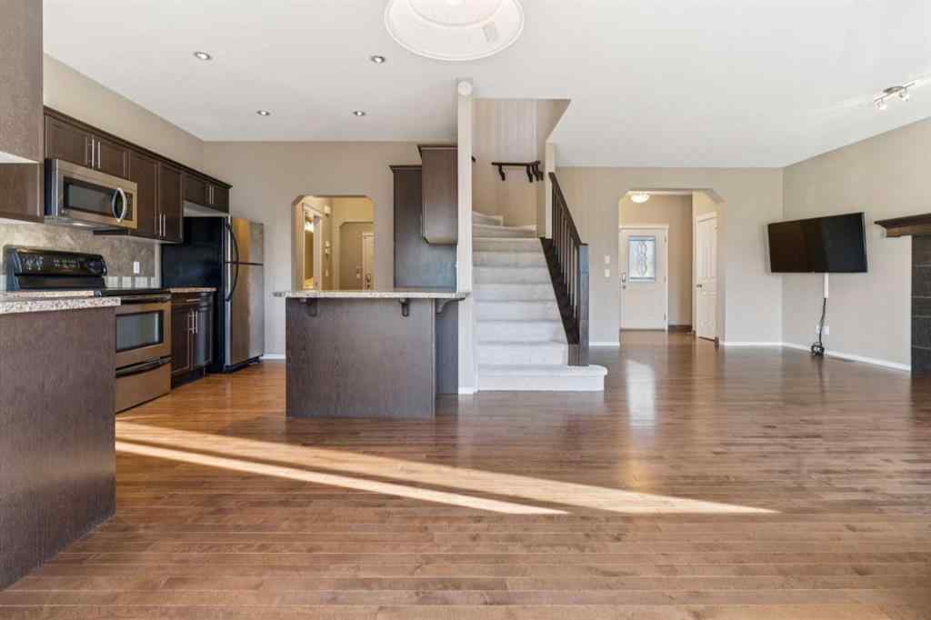 MLS® A2267012 - 34 Kingsland Close  in Kings Heights Airdrie, Residential