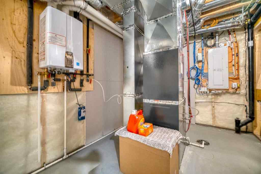 MLS® A2267013 - 156 Ambleside Crescent NW in Moraine Calgary, Residential