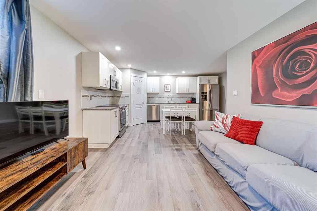 MLS® A2267019 - 2938 214 Street  in NONE Bellevue, Residential